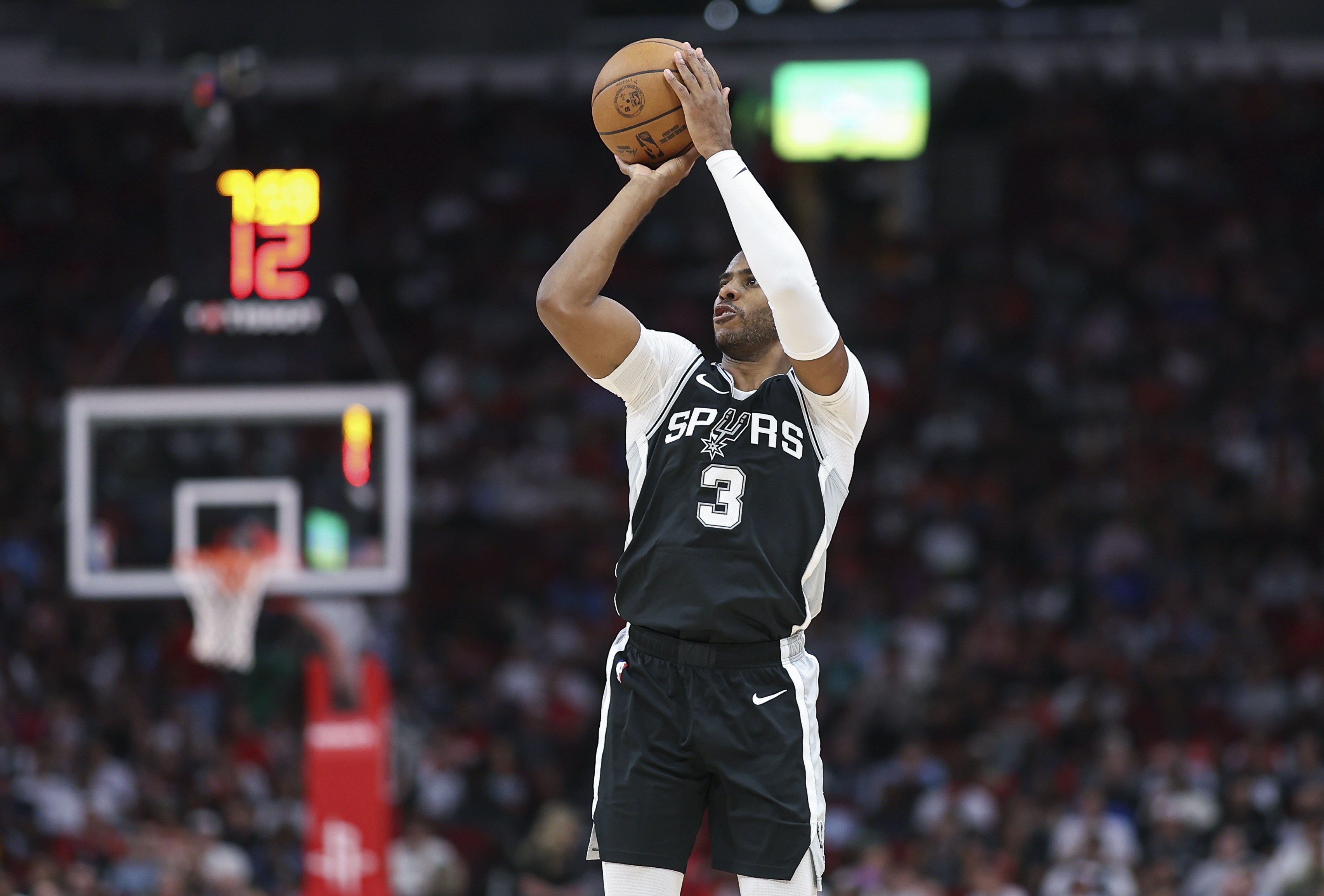 NBA季后赛赛程吃紧；新奥尔良鹈鹕今晚迎来里程碑；更衣室稳定；控场能力受关注的简单介绍-爱游戏官网